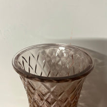 Load image into Gallery viewer, Diamond Vase Pink 19.5 x 12cm
