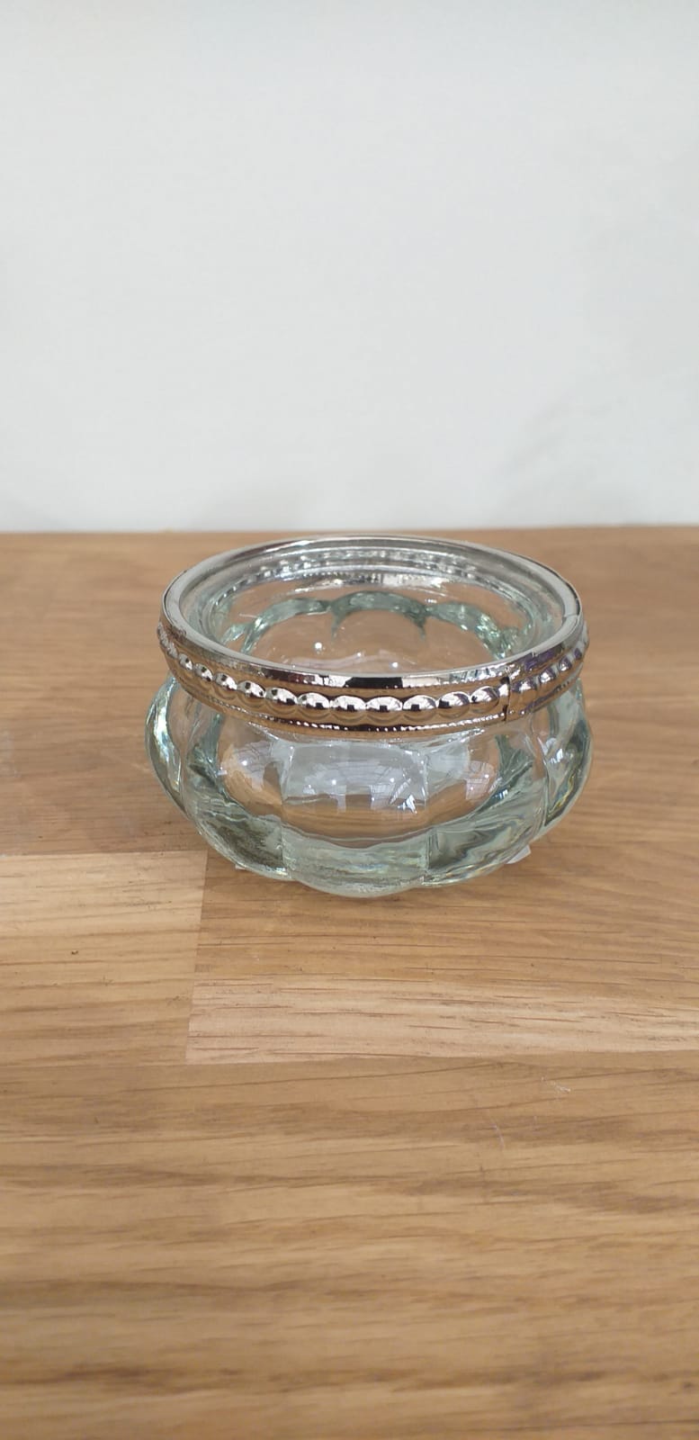 Tealight Holder With Metal Decoration 6 x 3.5cm