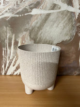 Load image into Gallery viewer, Pot Cortado 17.5 x 16cm Cream
