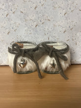 Load image into Gallery viewer, Glass Tealight Holder- White Fur 8cm - Pair
