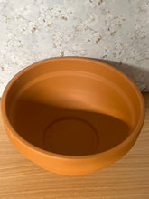 Load image into Gallery viewer, Terracotta Ribbed Bowl Without A Hole 16 x 8cm - RB16
