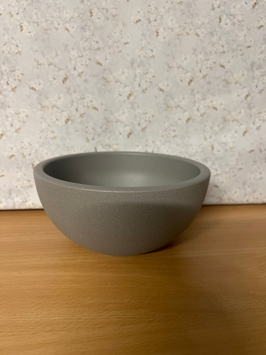 Axel Bowl 18 x 9cm Grey