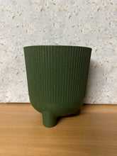 Load image into Gallery viewer, Pot Cortado 17.5 x 16cm Green
