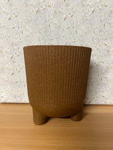 Load image into Gallery viewer, Pot Cortado 17.5 x 16cm Brown
