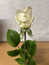 Load image into Gallery viewer, Arundel Rose Bud 60cm Cream
