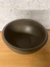 Load image into Gallery viewer, Axel Bowl 18 x 9cm Brown
