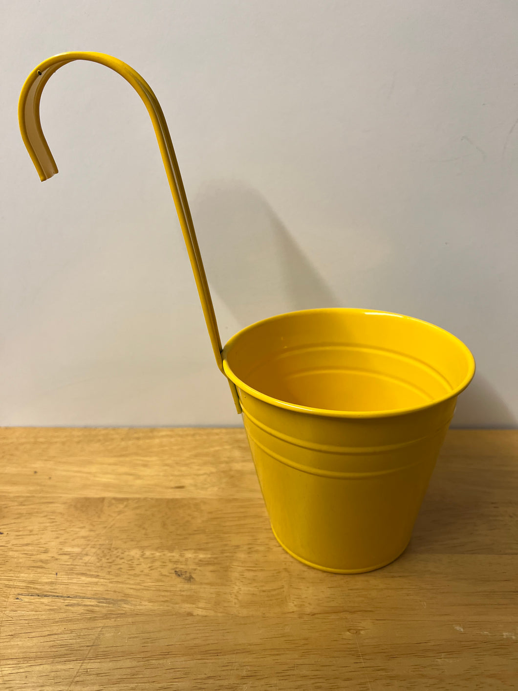 Joey Zinc Hanging Pot Yellow 13 x 12cm