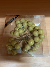 Load image into Gallery viewer, Glitter Balls On Wire In Box 9cm - Gold
