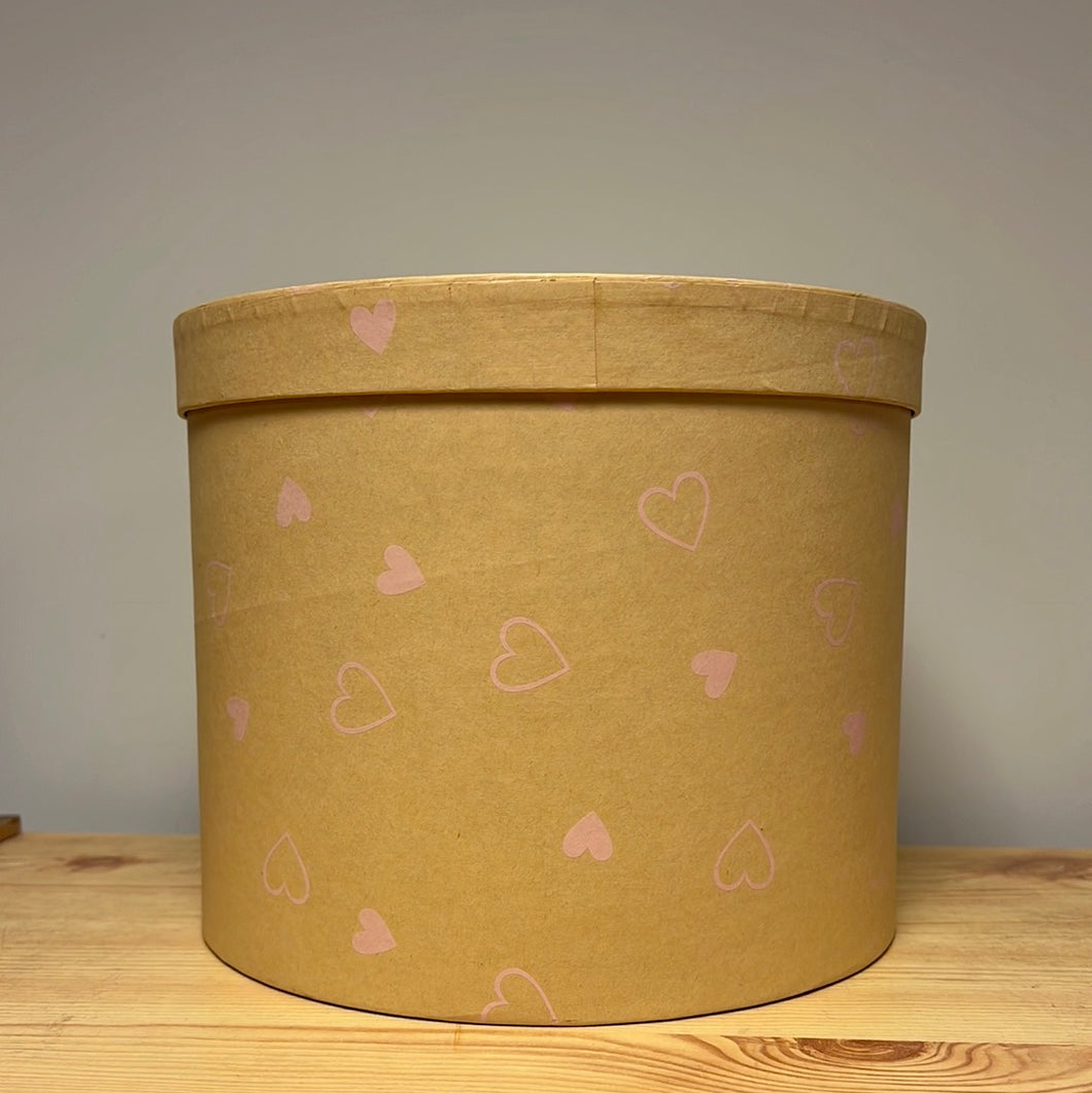 Single Kraft Hat Box Pink Hearts 21x17cm