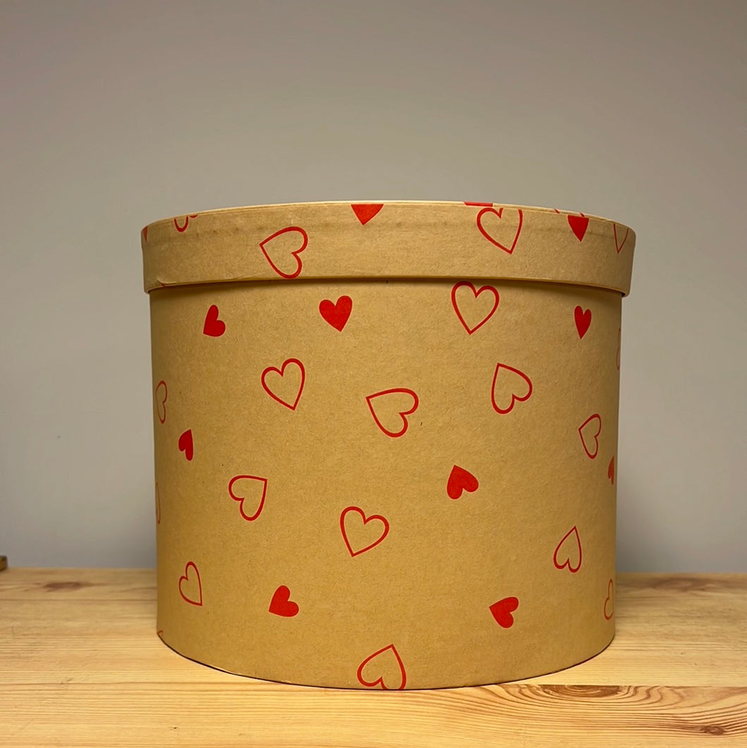 Single Kraft Hat Box Red Hearts 21x17cm