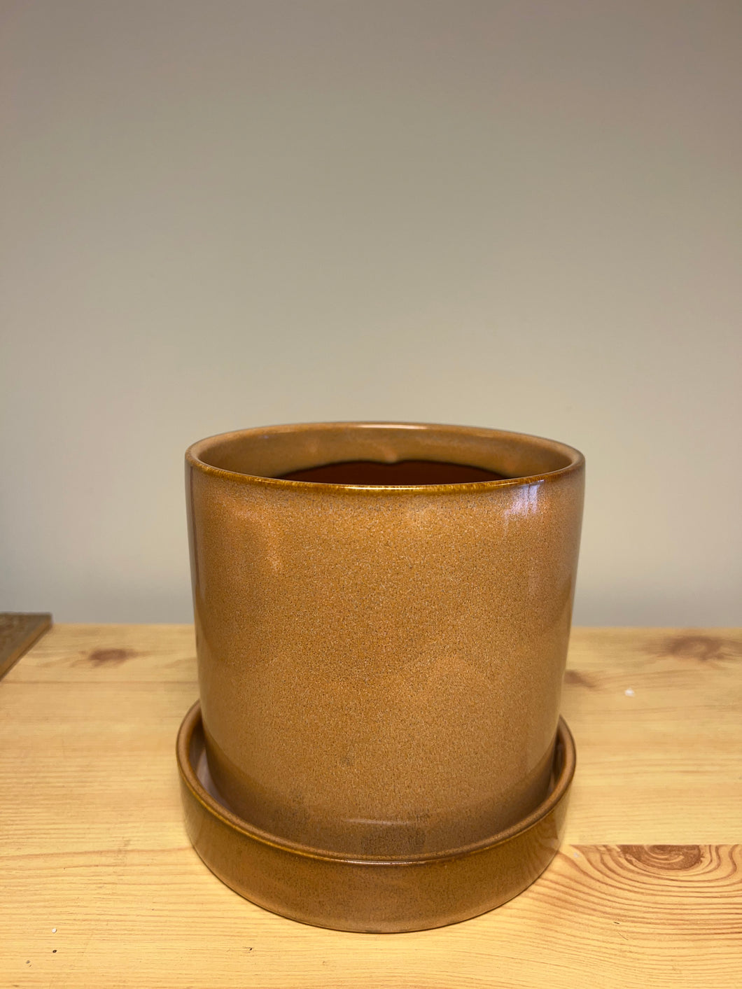 Inger Pot With Saucer 15 x 13cm Brown