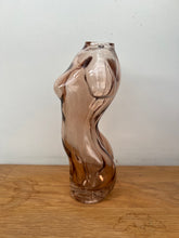 Load image into Gallery viewer, Silhoutte Female Glass Vase 15.5 x 8 x 6cm - Pink
